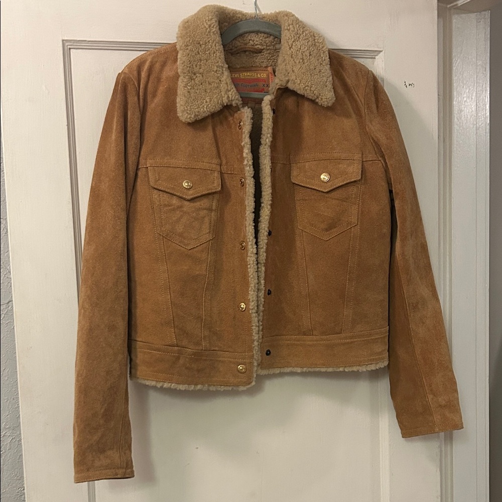 Levi’s Shearling Suede Jacket in Camel Brown